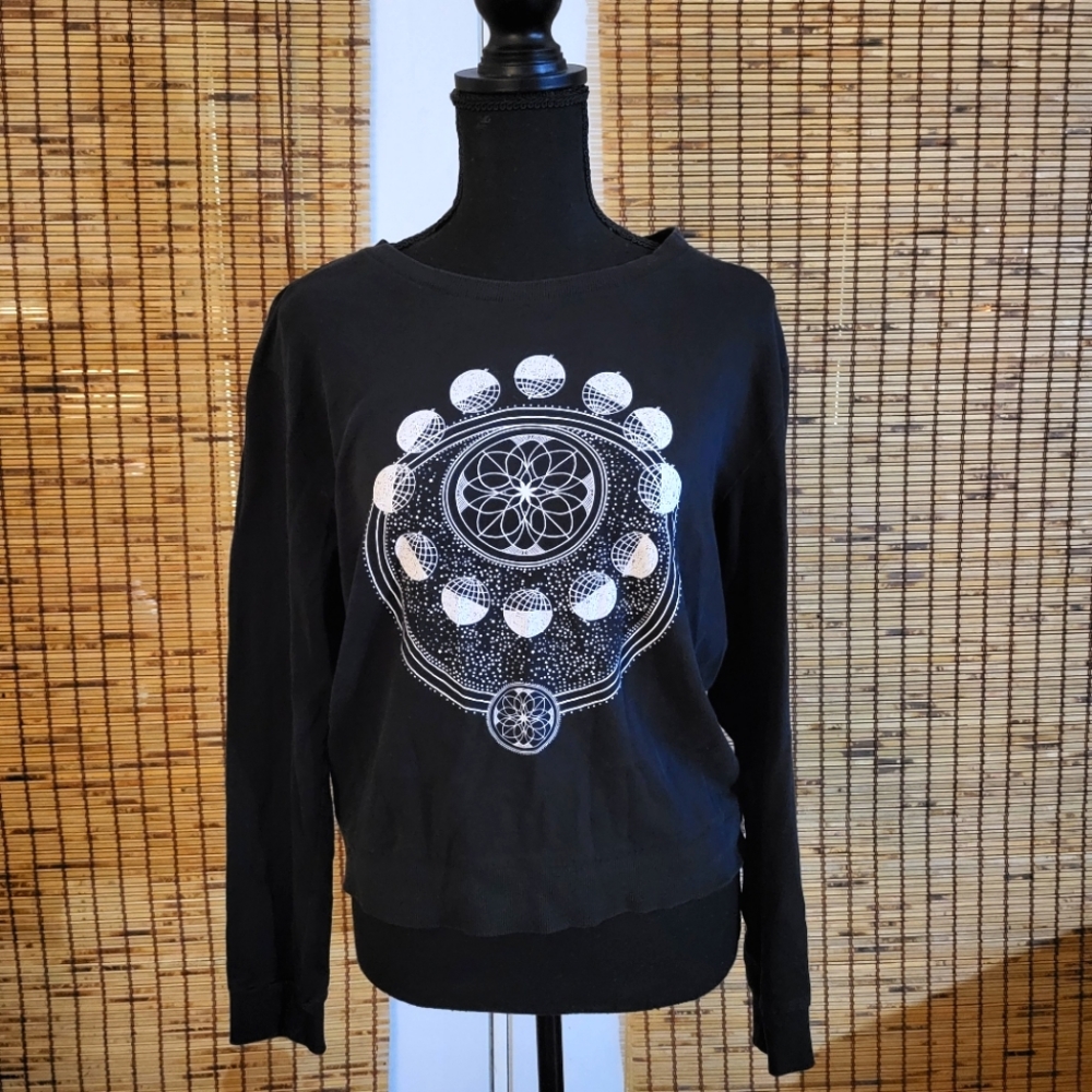 4/$20 - H&M Black "Earth Rotation" Sweatshirt